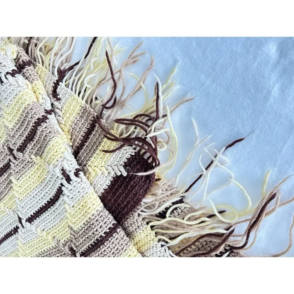Vintage Handmade Square Afghan Lap Blanket Throw 32